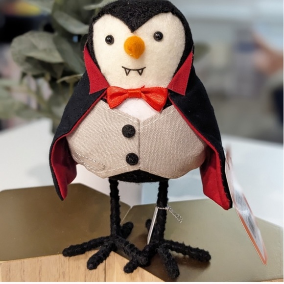 5.75" Fabric Halloween Bird Figurine Dracula Count - Picture 3 of 9
